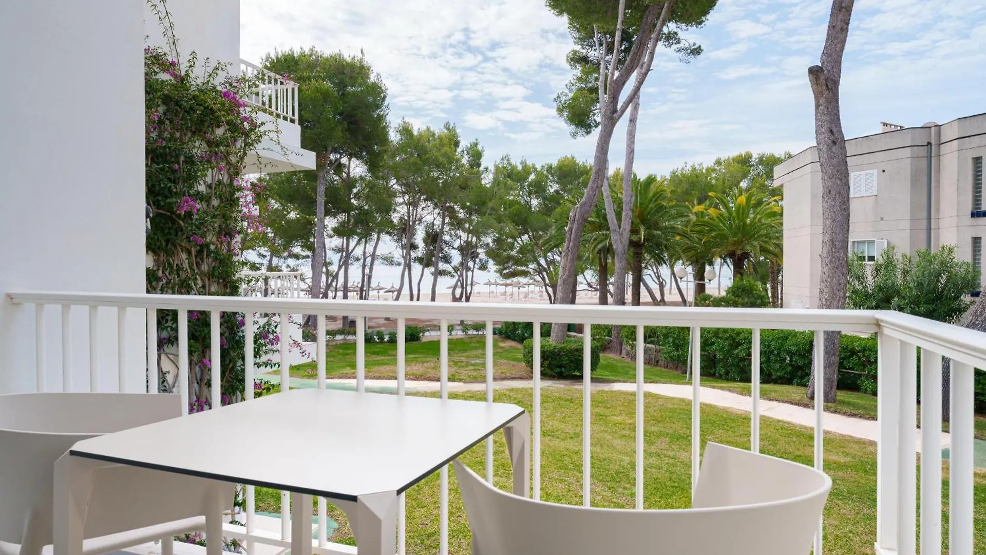 Apartamentos Ferrer Lime Playa De Alcudia Port de Alcudia