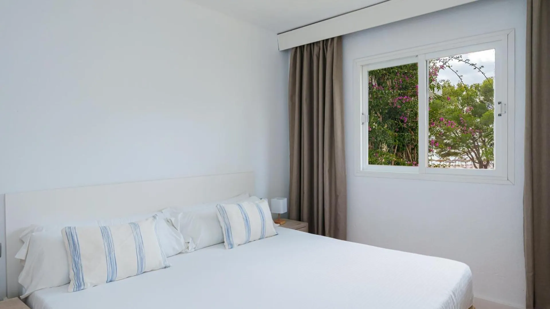 Apartament Apartamentos Ferrer Lime Playa De Alcudia Port de Alcudia  Hiszpania