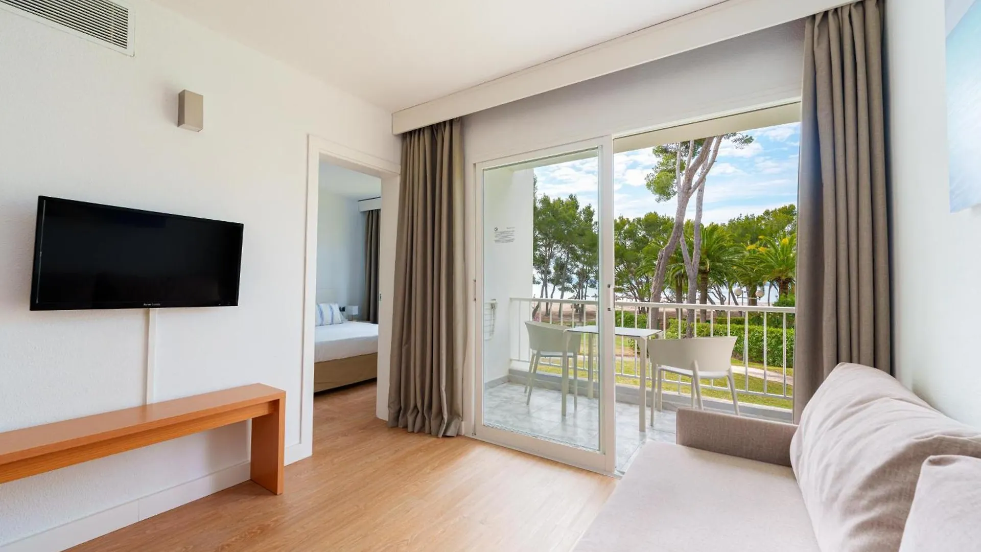 Apartament Apartamentos Ferrer Lime Playa De Alcudia Port de Alcudia  Hiszpania